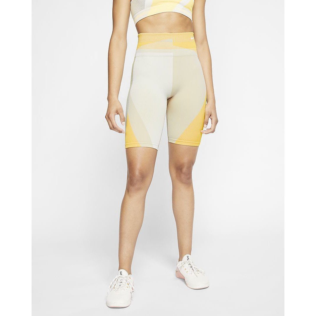 Nike Women's Seamless 8" Training Shorts - Bauman's Running & Walking Shop