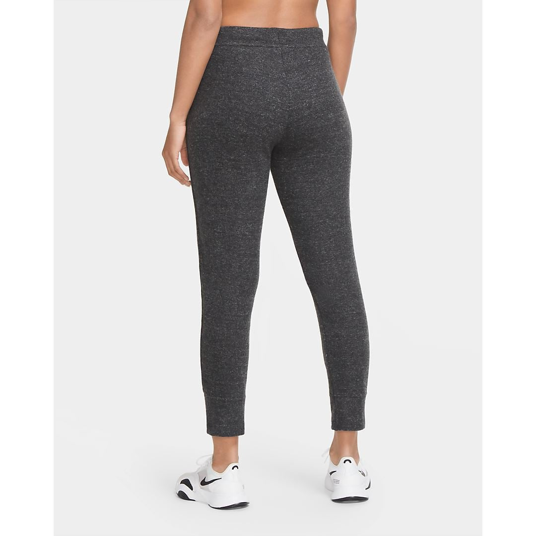 Women's Nike Fleece Tapered Training Pants - Bauman's Running & Walking Shop